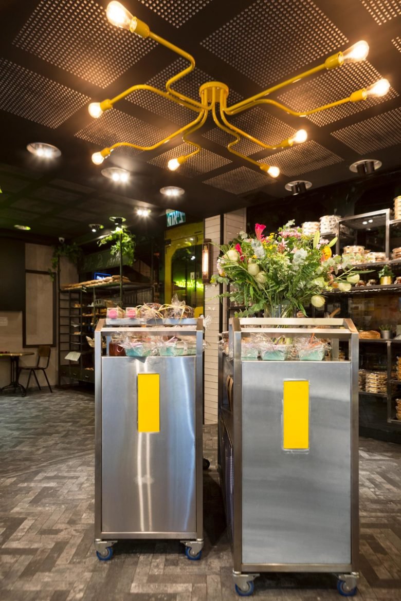 以色列拉马特甘面包站,由 Dana Shaked Studio 设计 以色列拉马特甘面包站,由 Dana Shaked Studio 设计