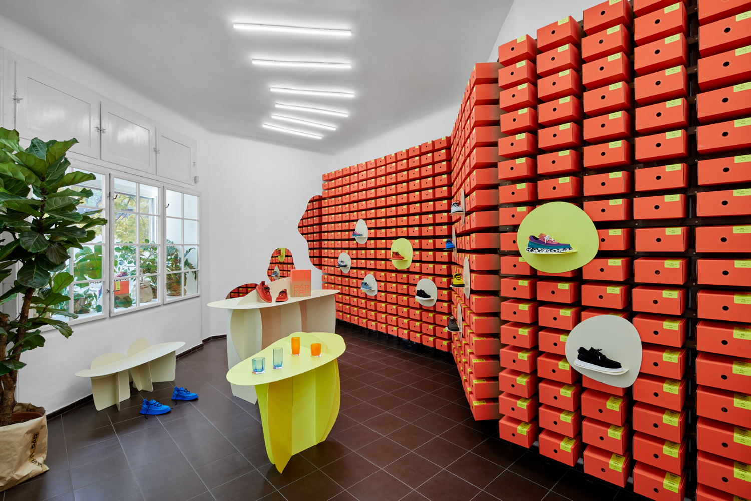 Studio deFORM 设计的 PÁR 商店