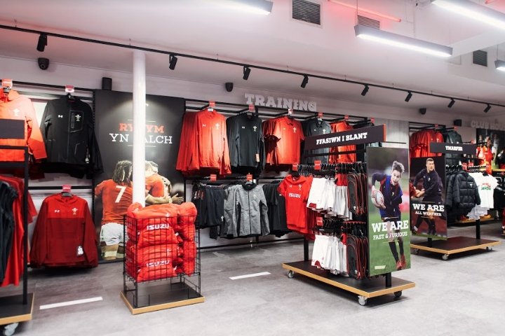 英国威尔士卡迪夫 The Shopper Agency 公国体育场商店