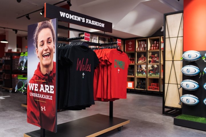 英国威尔士卡迪夫 The Shopper Agency 公国体育场商店