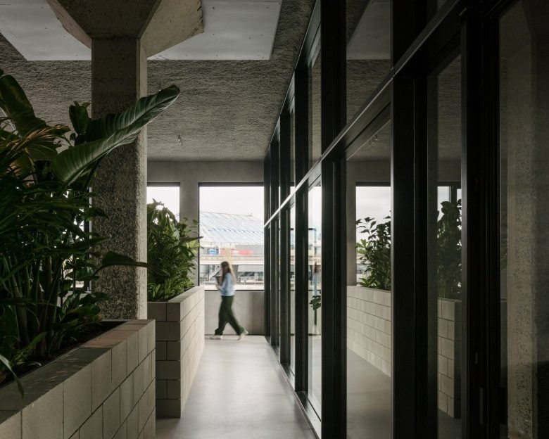 PUUR 办公室 由 PUUR 设计