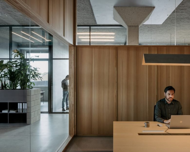 PUUR 办公室 由 PUUR 设计