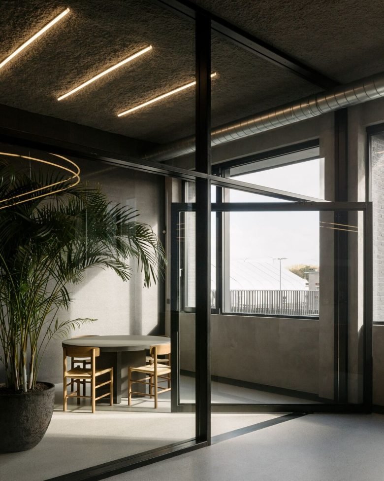 PUUR 办公室 由 PUUR 设计