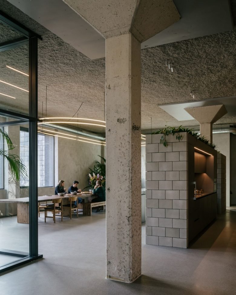 PUUR 办公室 由 PUUR 设计