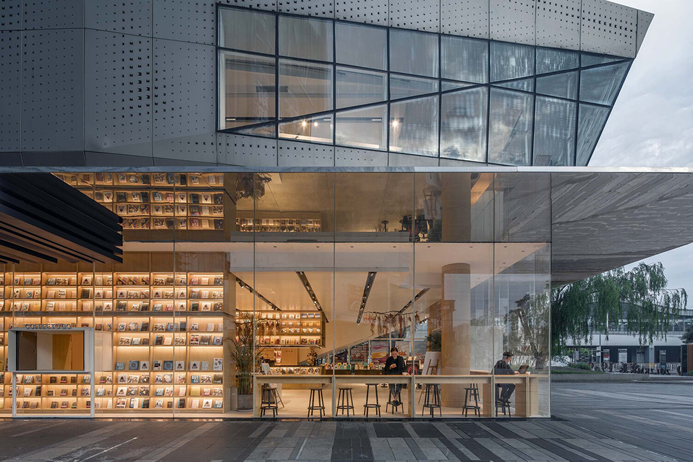 OFFICE AIO 的 PageOne 商店