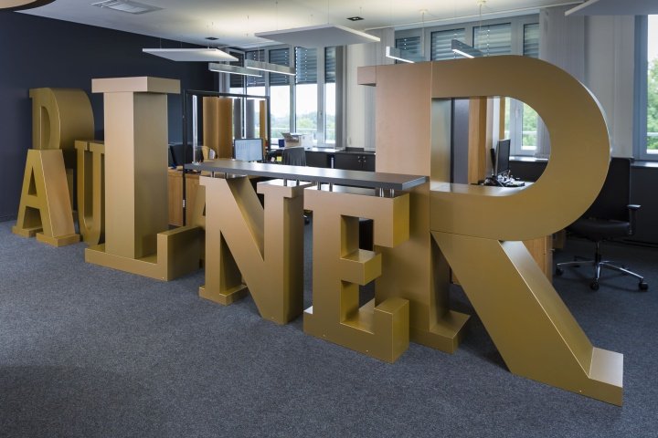 Paulaner 啤酒厂总部由 Kitzig Interior Design 设计，慕尼黑 Langwied – 德国