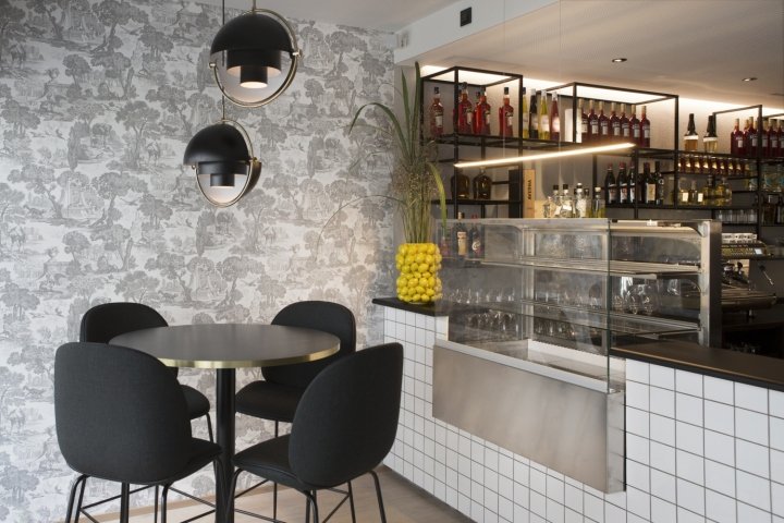 Pauly 餐厅由 Meissl Architects 设计，位于奥地利蒂罗尔州塞费尔德