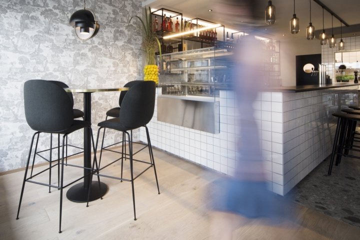 Pauly 餐厅由 Meissl Architects 设计，位于奥地利蒂罗尔州塞费尔德