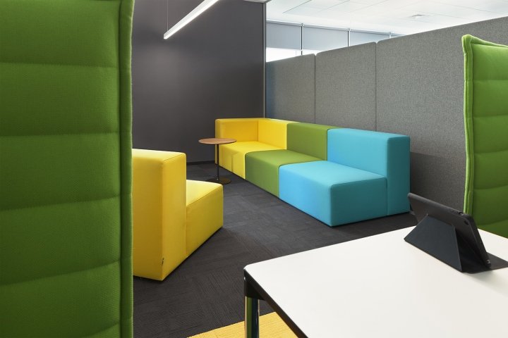 Paysafe 支付团队办公室，由 Cache atelier 设计，索非亚 – 保加利亚