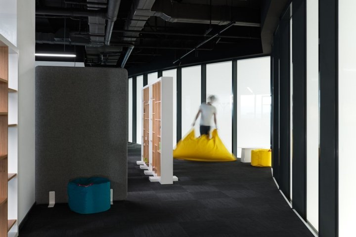 Paysafe 办公室,由 Cache atelier 设计,索非亚 – 保加利亚 Paysafe 办公室,由 Cache atelier 设计,索非亚 – 保加利亚