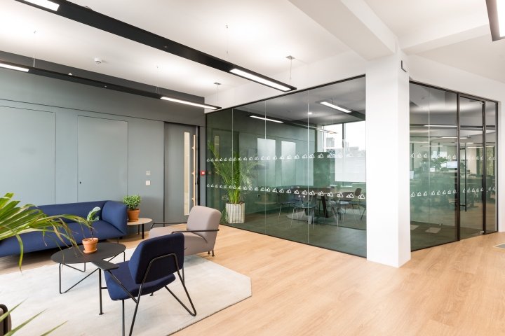 Peakon 办公室由 ThirdWay Interiors 设计，英国伦敦