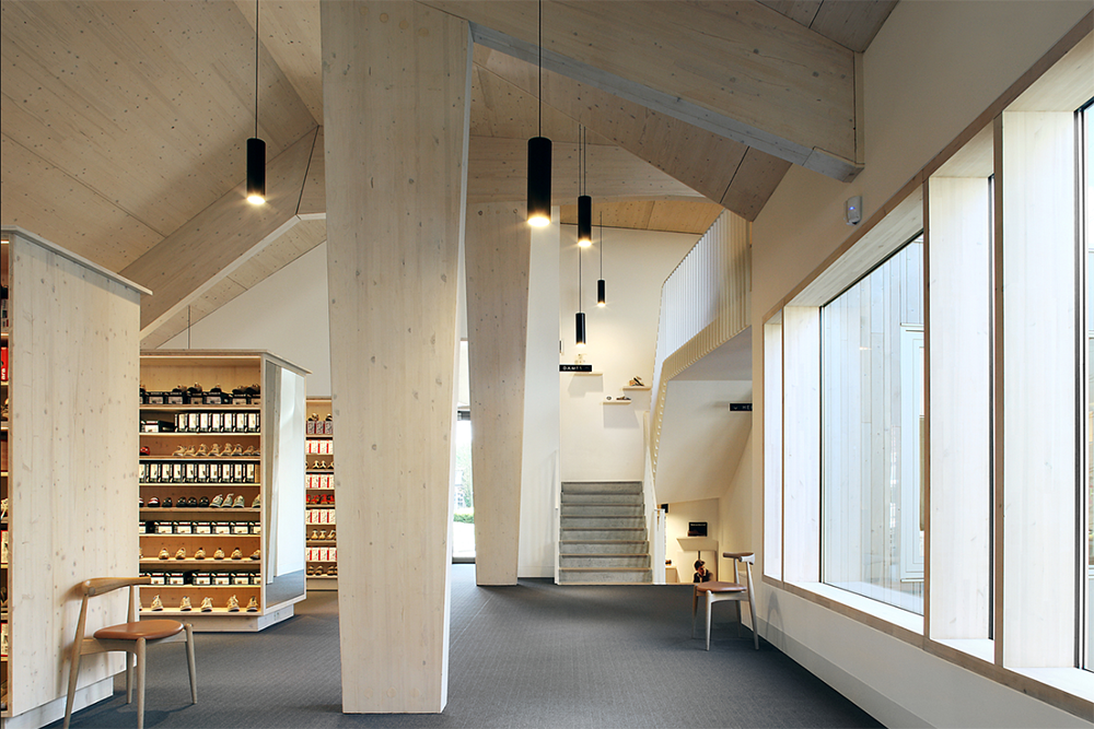 Pedico Shop 由 murmuur architen + Robbrecht & Daem architen 设计