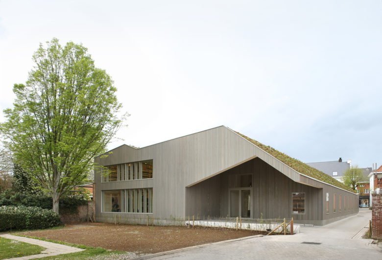 Pedico Shop 由 murmuur architen + Robbrecht & Daem architen 设计