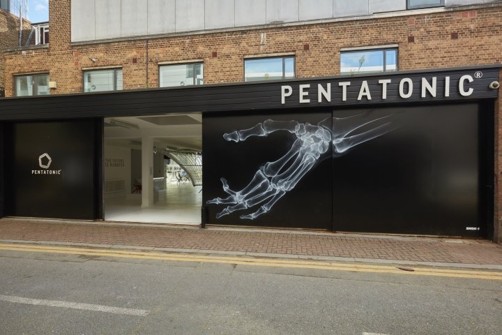 LuckyFox 的 Pentatonic 快闪店，英国伦敦