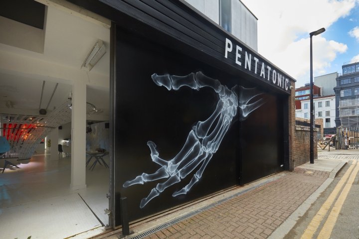 LuckyFox 的 Pentatonic 快闪店，英国伦敦