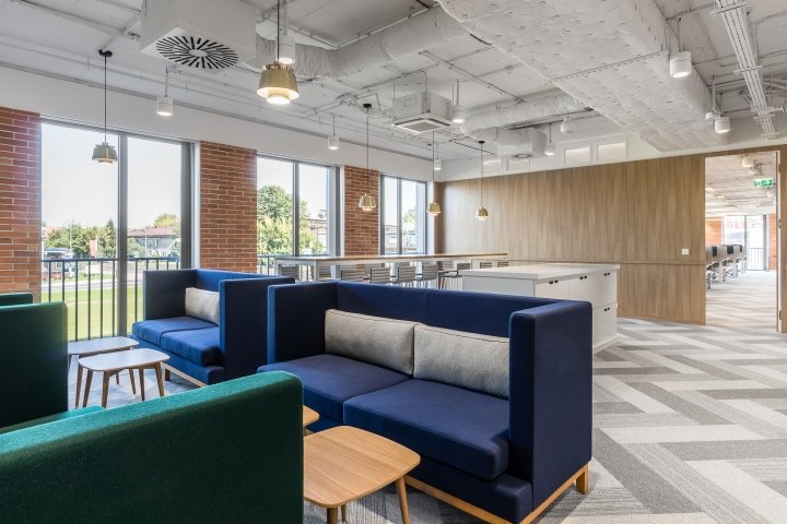 波兰克拉科夫 The Design Group 设计的 People Scout TrueBlue 公司办公室