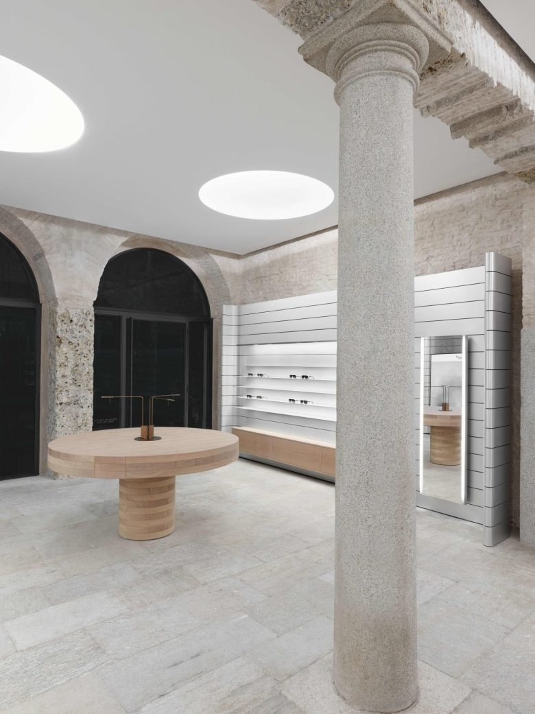 Persol 商店由 David Chipperfield Architects 设计