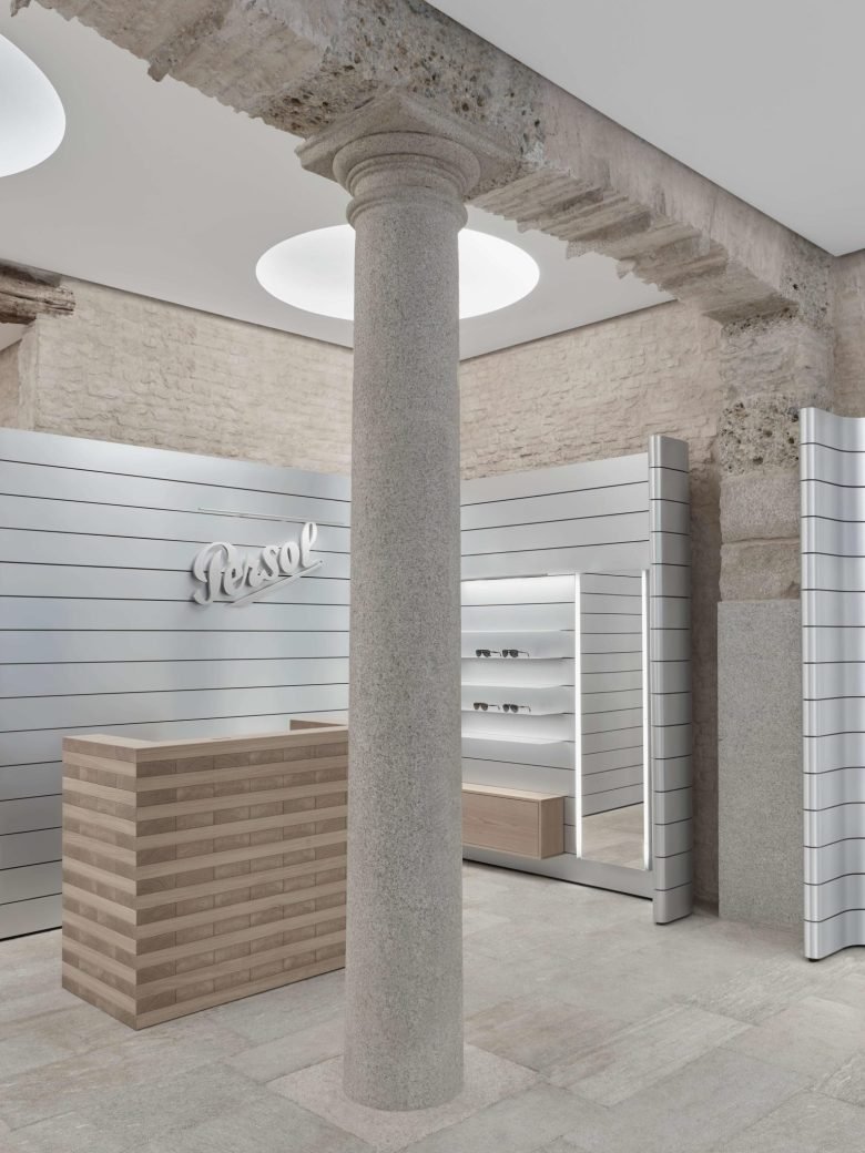 Persol 商店由 David Chipperfield Architects 设计