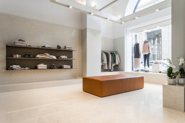 Peserico 商店，由 C&P Architetti 设计，圣彼得堡 – 俄罗斯