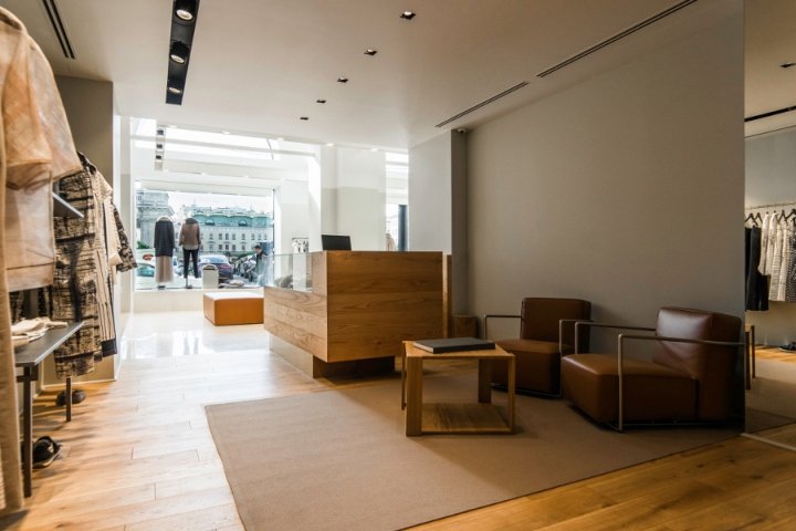 Peserico 商店，由 C&P Architetti 设计，圣彼得堡 – 俄罗斯