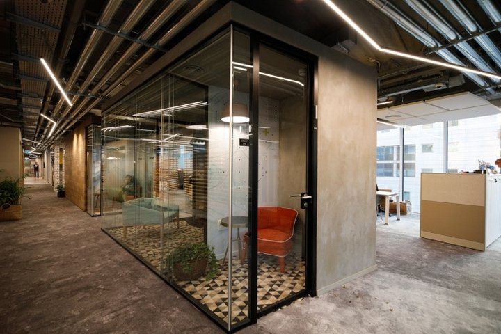 菲利普莫里斯办公室由 Setter Architects 设计，以色列特拉维夫
