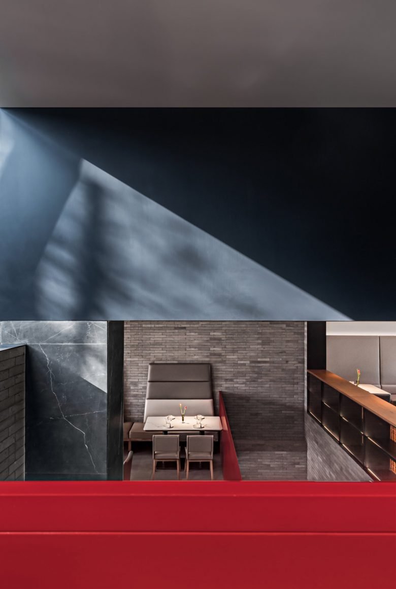 Huda 餐厅主店 by IN.X Design