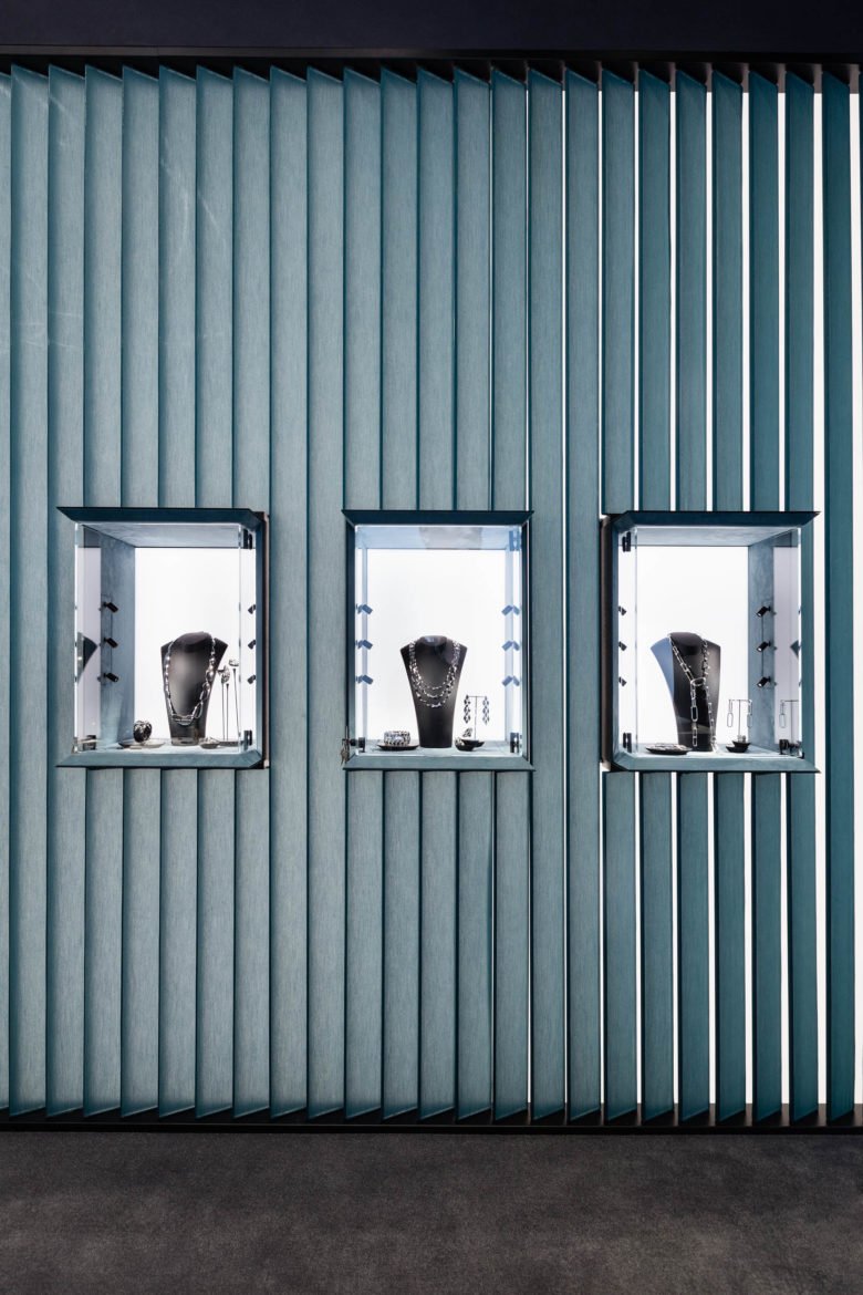 米兰“QUADRILATERO DELLA MODA”的 PIANEGONDA 精品店