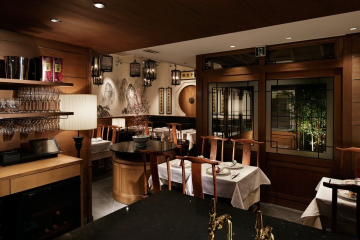 Piao_Xiang 餐厅由 GATE 室内设计事务所设计，东京 – 日本