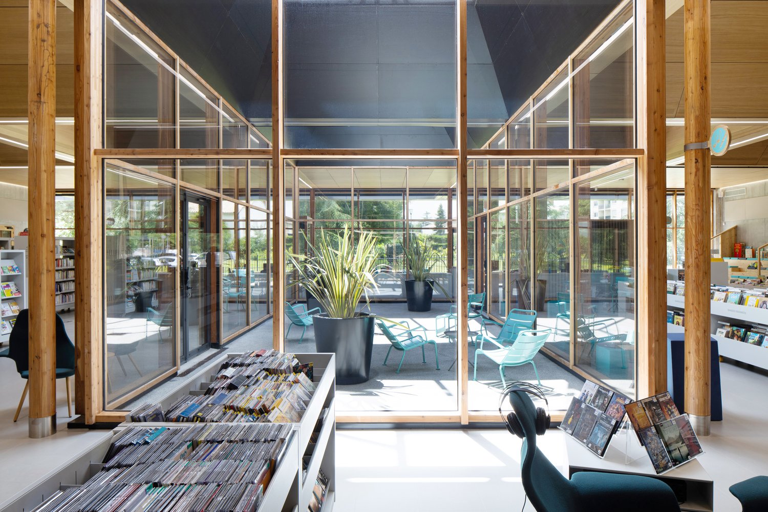 Pierre Veilletet 图书馆 / atelier d’architecture King Kong