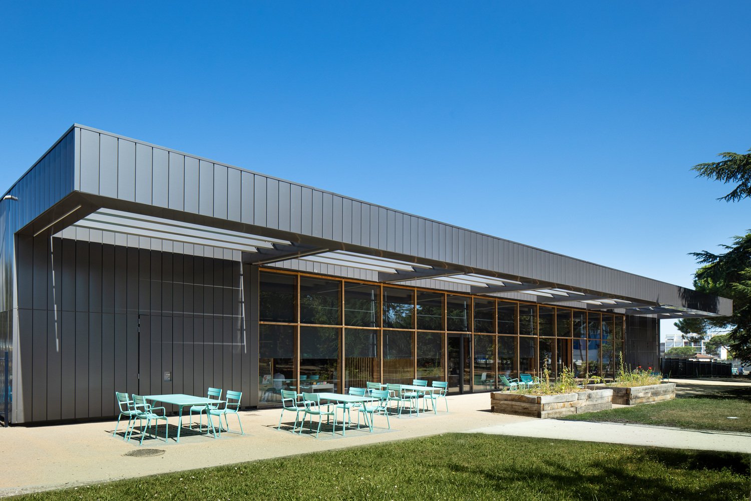 Pierre Veilletet 图书馆 / atelier d’architecture King Kong