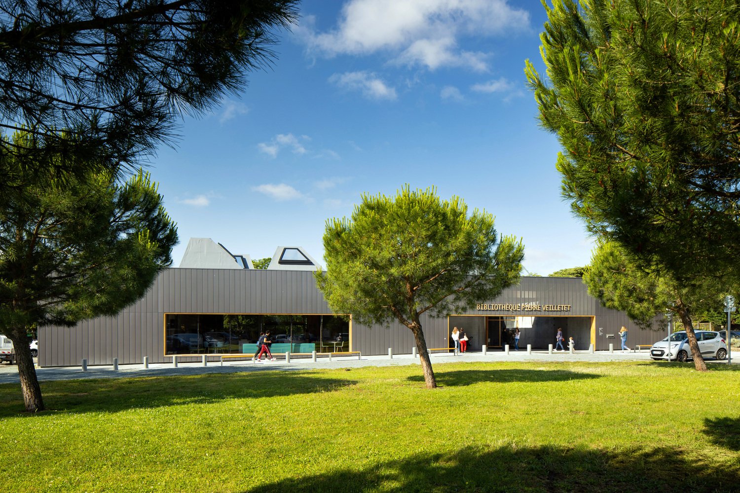 Pierre Veilletet 图书馆 / atelier d’architecture King Kong