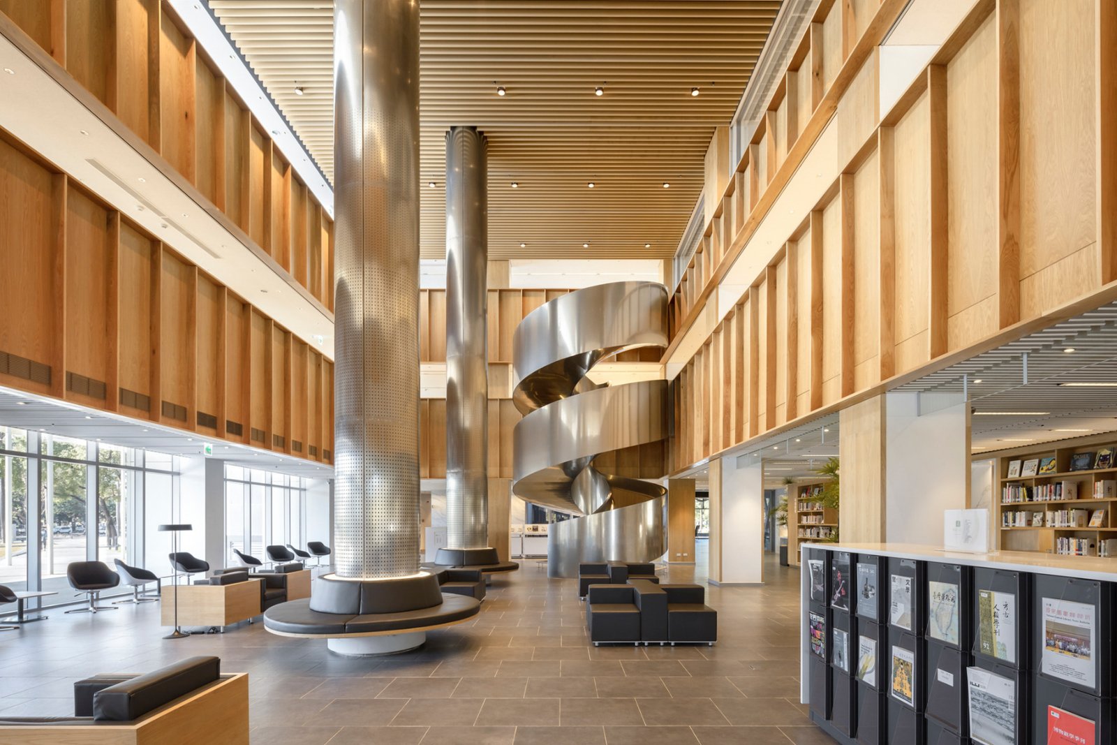 屏东公共图书馆 / Mayu Architects