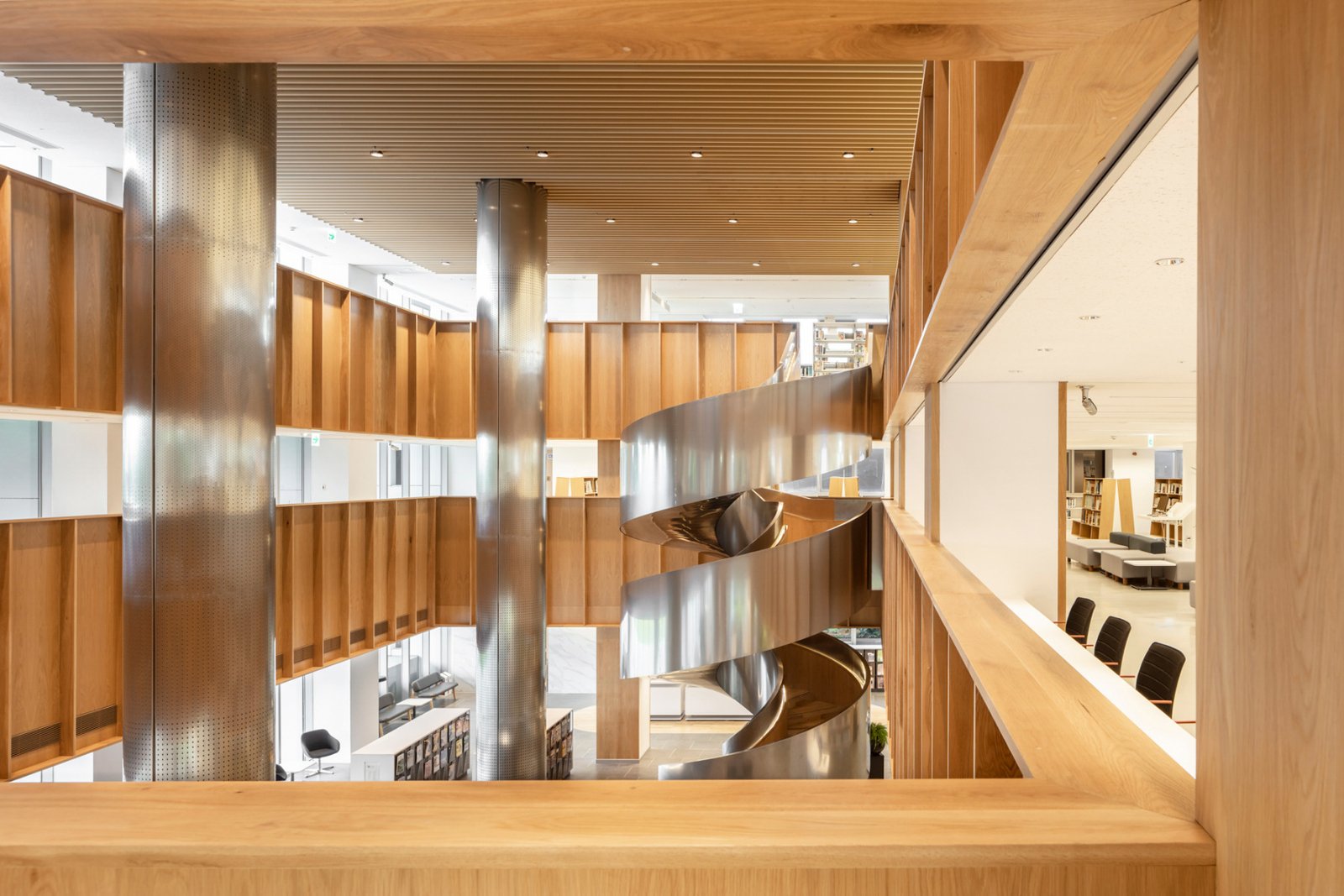 屏东公共图书馆 / Mayu Architects