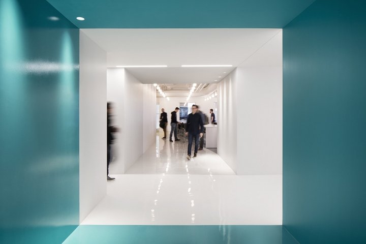 Playster Office 由 ACDF Architecture 设计，加拿大蒙特利尔