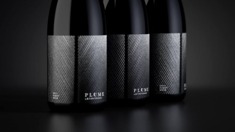 Plume 优质葡萄酒系列采用创意方法