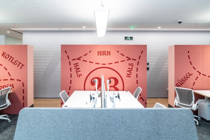 保时捷总部 by anySCALE