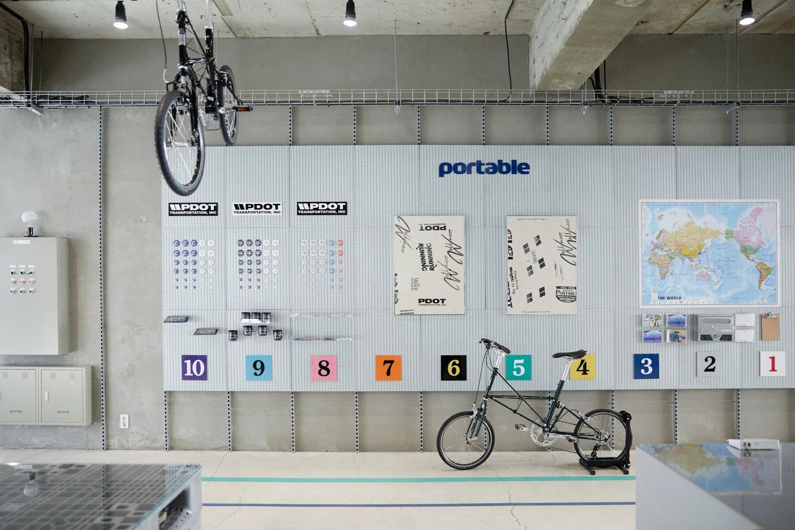 由 Schemata Architects 设计的便携式商店