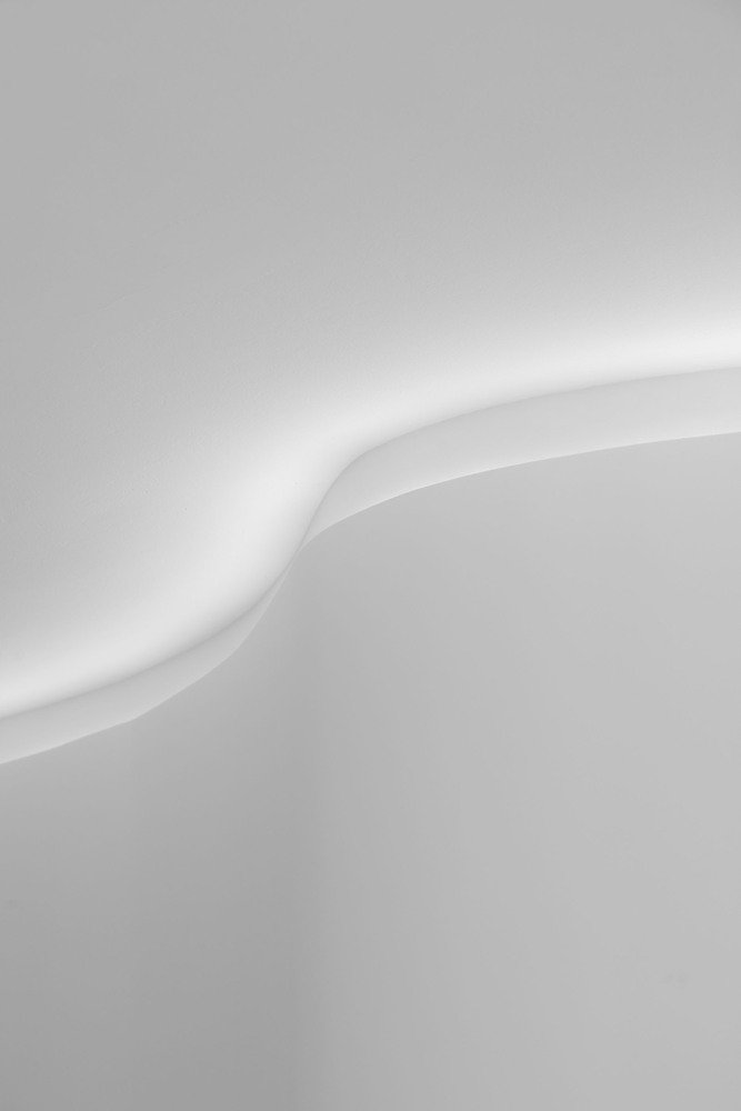 波尔图建筑师事务所设计的葡萄牙葡萄园概念店