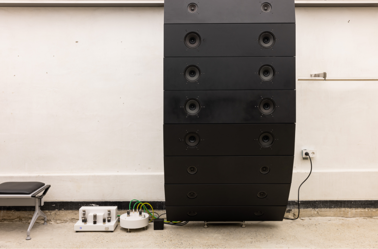 由 Creative Studio Unravel 制作的 Post Archive Faction 商店