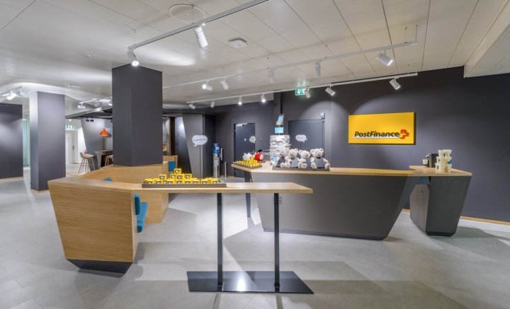 PostFinance 由 Instinct Lab 和 hartmannvonsiebenthal 设计，瑞士