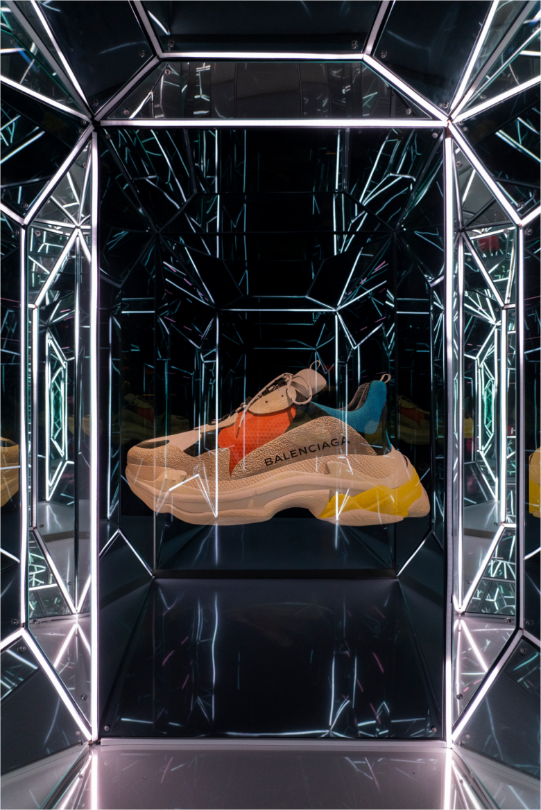 由外部参考店中店提供