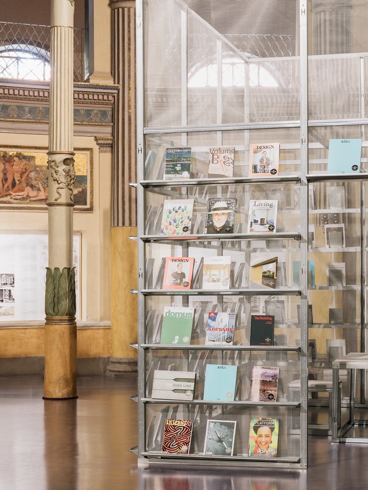 SET Architects 设计的 Press Box 安装