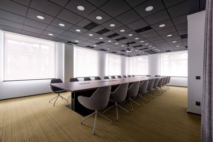 ZIKZAK 建筑师事务所设计的私人银行办公室