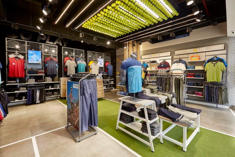 脯氨酸 | 地点：印度孟买 | 尺寸：800 平方英尺