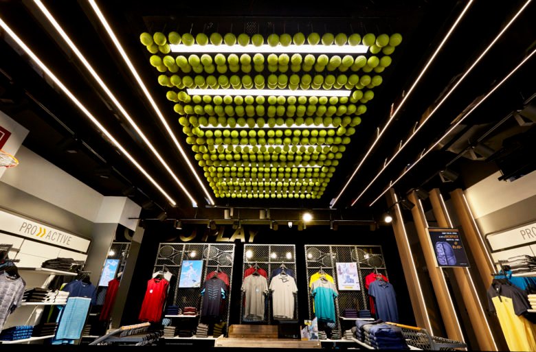 脯氨酸 | 地点：印度孟买 | 尺寸：800 平方英尺