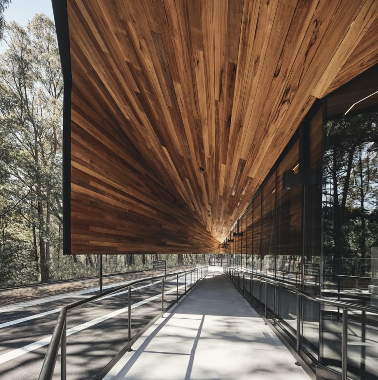 普芬比利湖畔游客中心 TERROIR