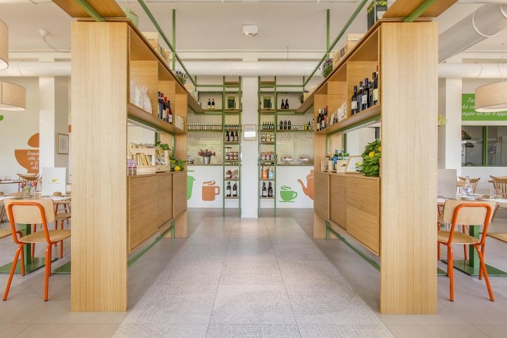 Pulcino Bio 有机餐厅，由 Emanuele Durola Design 设计，意大利米兰