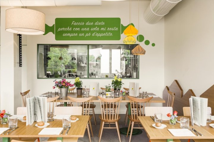 Pulcino Bio 有机餐厅，由 Emanuele Durola Design 设计，意大利米兰