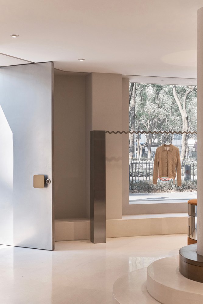 Sun Concepts Office 的 QYF 精品店