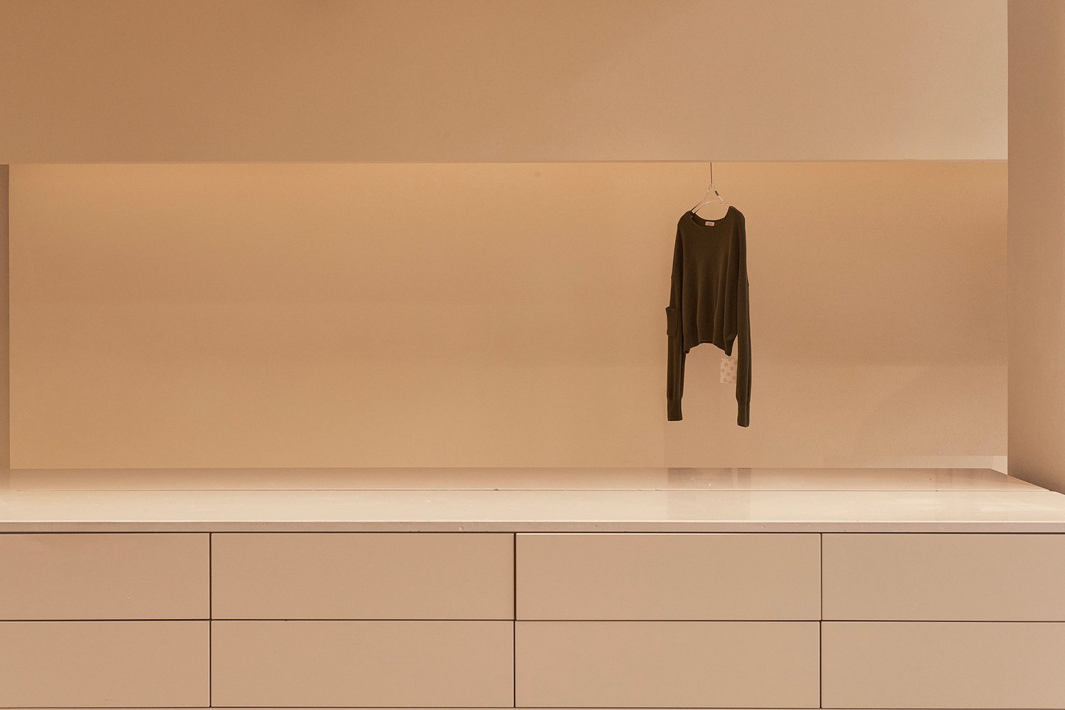 Sun Concepts Office 的 QYF 精品店